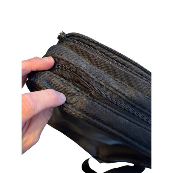 Modella Black Travel Organizer Bag With Zipper Pockets & Handle - Picture 4 of 9